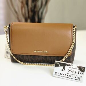 NEW! Michael Kors Jet Set Pouchette Crossbody Bag
